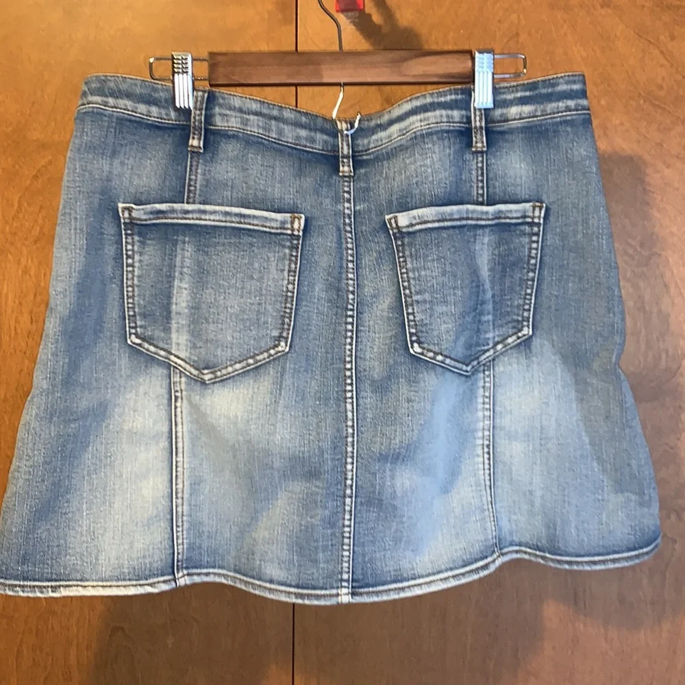 NWOT Women’s denim skirt - size 16 - Picture 4 of 4